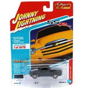 Manufacturer_Auto World Cars & Suvs<1/64 Johnny Lightning Classic Gold 2022 Release 3A - 2005 Chevrolet SSR, Bermuda Blue