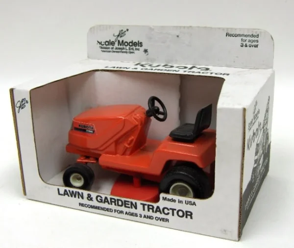 Manufacturer_Scale Models Lawn & Garden<1/16 Kubota T1560 Lawn & Garden Tractor