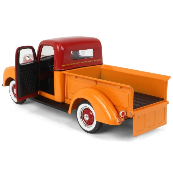 Manufacturer_SpecCast Pickup Trucks<1/25 Minneapolis Moline 1940 Ford Pickup Truck
