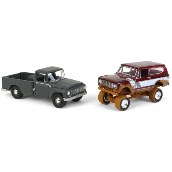 Outback Toys Pickup Trucks<"Off Road" ~ 1/64 Exclusive Limited Edition International 2 Pack: 1965 Model 1200 & Muddy 1979 Scout