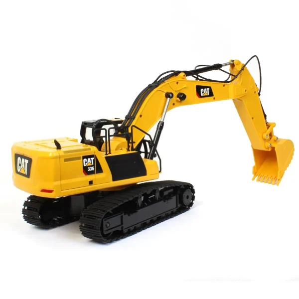 Manufacturer_Diecast Masters Radio Control<1/24 Radio Control Caterpillar 336 Excavator, Made of Durable Plastic