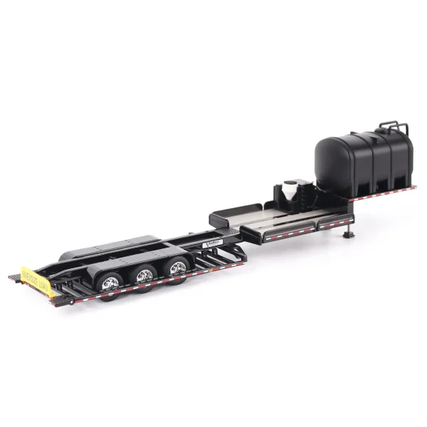 Manufacturer_Diecast Masters Agricultural Trucks<1/64 RoadRunner Manufacturing Model 4000 Sprayer Trailer