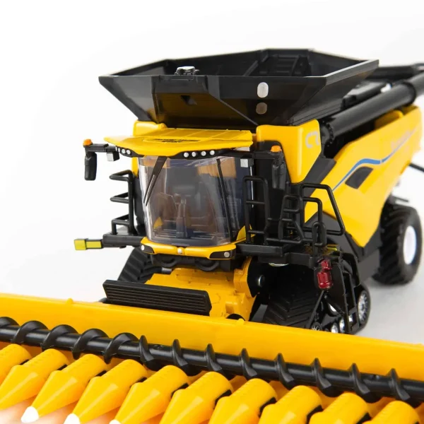 Manufacturer_ERTL Combines & Harvesters<Sealed Case of 6 ~ 1/64 New Holland CR11 Tracked Combine with Corn & Draper Heads, 2025 Farm Show
