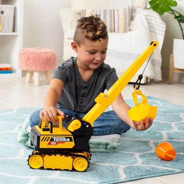 Manufacturer_Tonka Cranes<Tonka Steel Classics Crane with Wrecking Ball