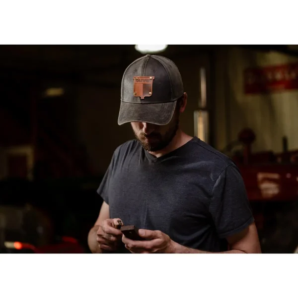 Outback Toys Agco, Allis, Massey & More<Vintage Oliver Oil Distressed Leather Emblem Hat